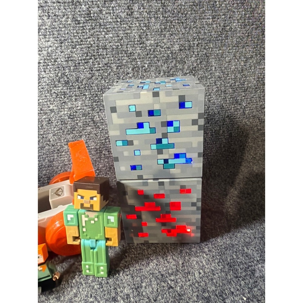Minecraft‎ MEGA Lot - Picture 2 of 8